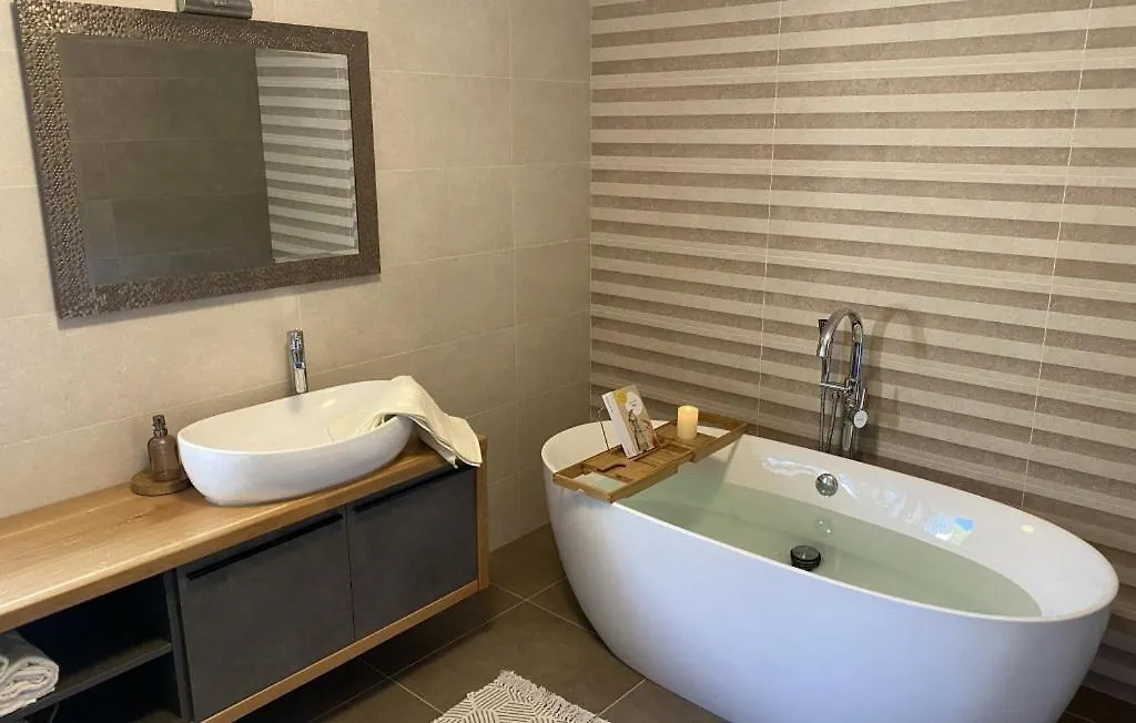 Villa Angela - Island Of Rab By Villas Guide Banjol Croatia